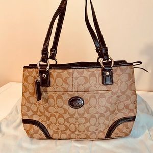 Coach Shoulder Bag